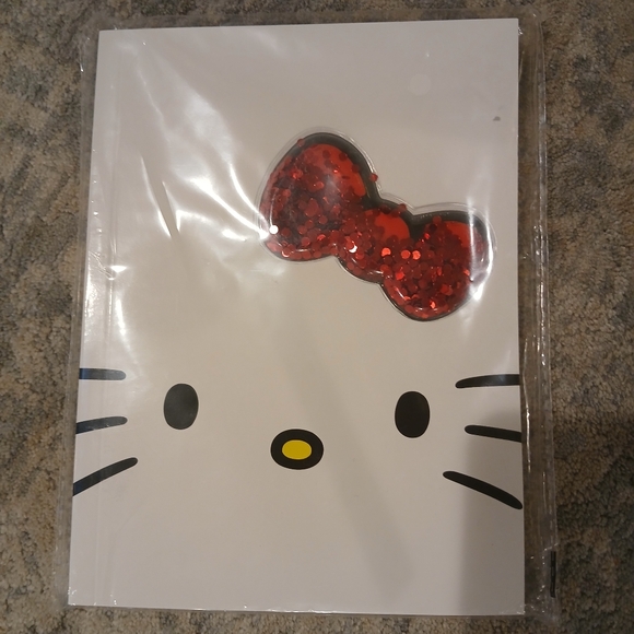 Hello kitty wallet & notepad - Picture 3 of 4